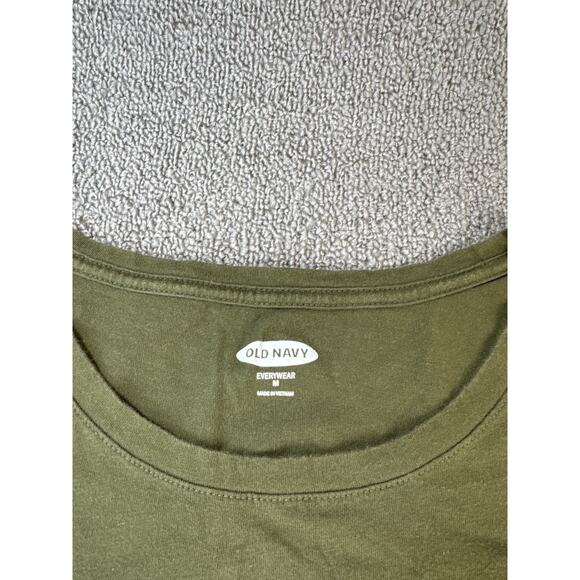 Old Navy Shirt Embroidered Pineapple Olive Green Size Medium - Picture 4 of 8
